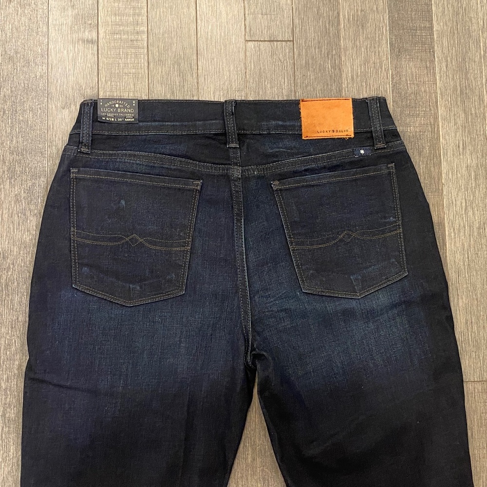 🎉Host Pick! 🎉Lucky Brand Brooke Skinny Ankle Jeans - Picture 4 of 14